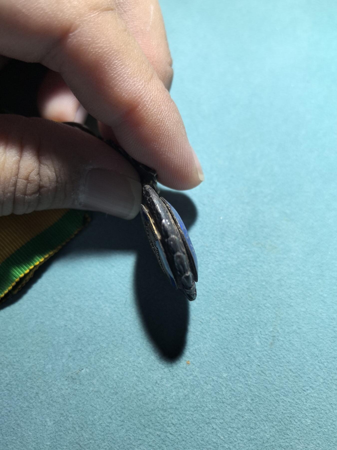 盛世勋华——号角文化勋章邮票专场拍卖第301期 法国军事奖章 三共珠宝商双凸立体版版 极为少见 银制 银价300+