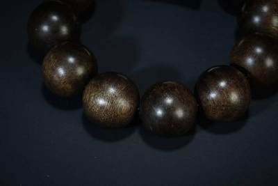 上海都达杂项专场六（全场包邮） 天然文莱软丝沉香2.0圆珠手串 附鉴定证书87-211