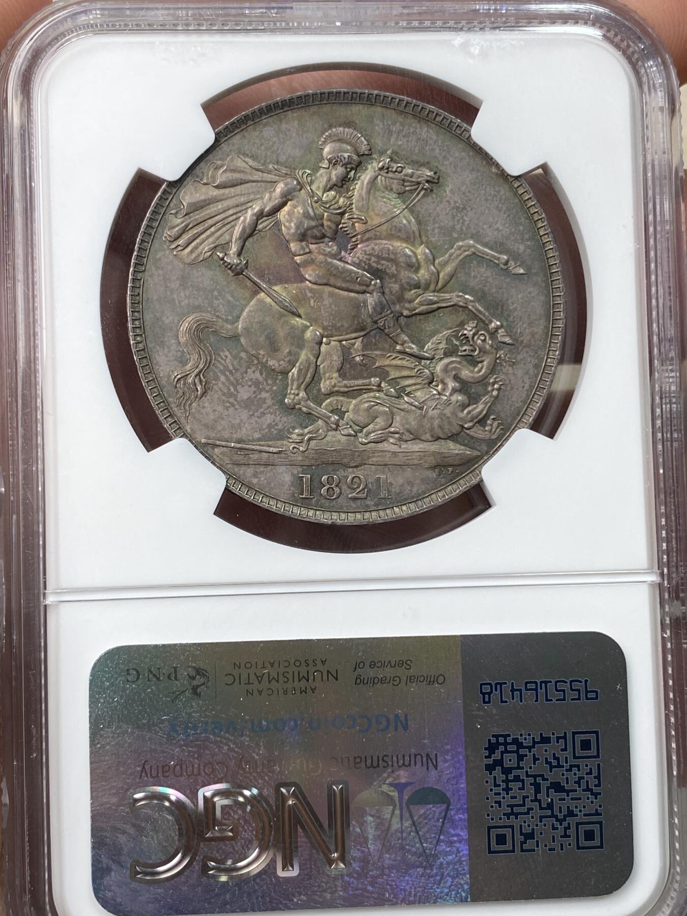 万国钱币拍卖第059期 NGC MS63 1821年SECUNDO英国乔治四世马剑克朗 英国马剑系列中的名誉品种 Pistrucci倾力之作 浓郁英伦五彩浮雕感极强 观感超越分数的状态 刚刚结束的SBP纽约拍卖62分成交价4320美金