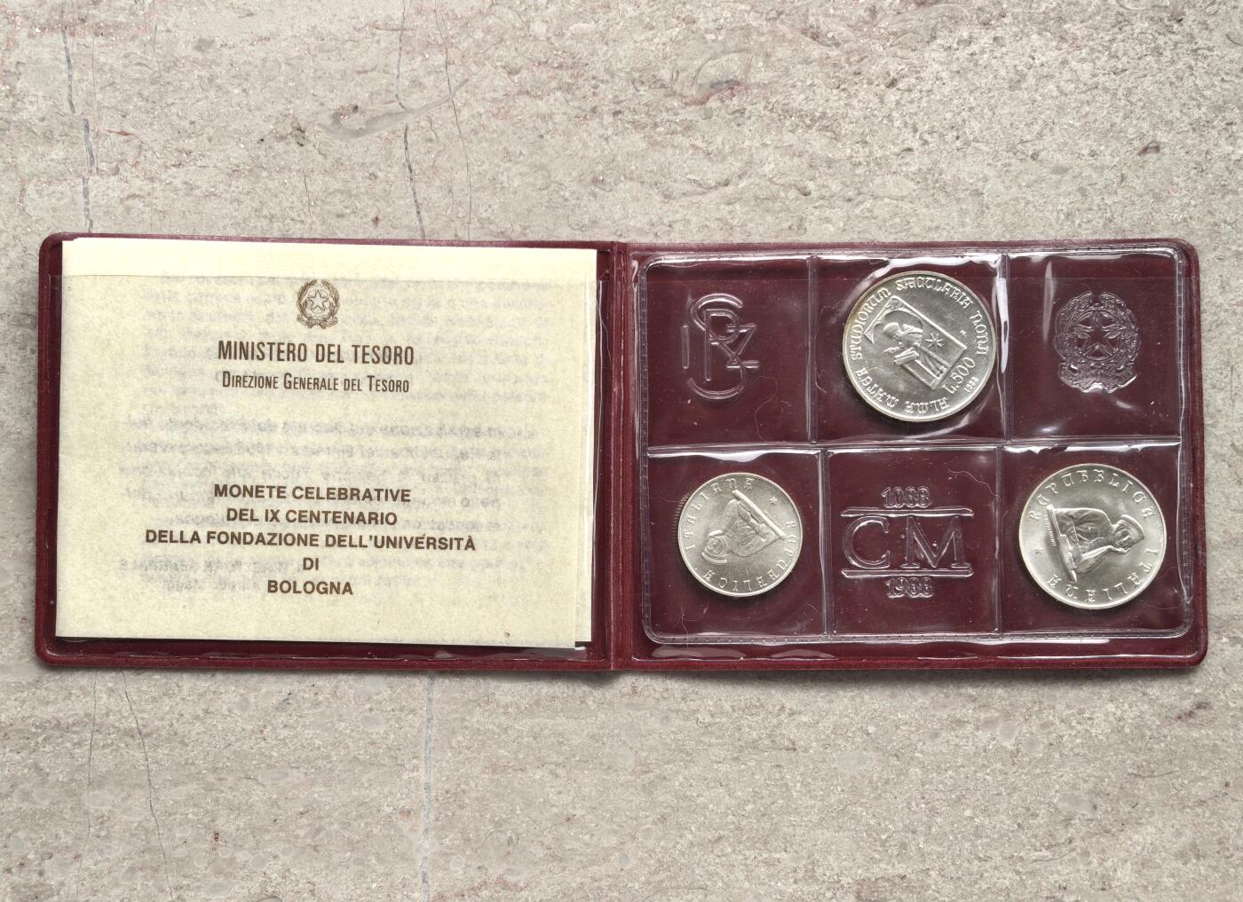 博洋堂世界钱币拍卖第158期（全场包邮） 1988年意大利500/200/100里拉普制银币套 博洛尼亚大学900周年纪念 11/8/5克835%银 原卡装带证