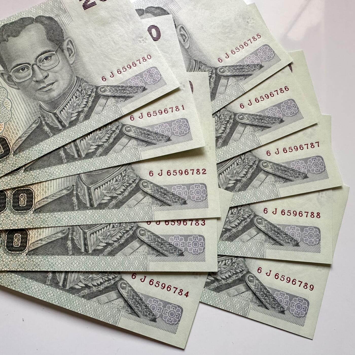 🌹外币初藏🌹🐯2026年第11场  每周二四六晚8️⃣点 接代拍 泰国2003版20泰铢 全新10连