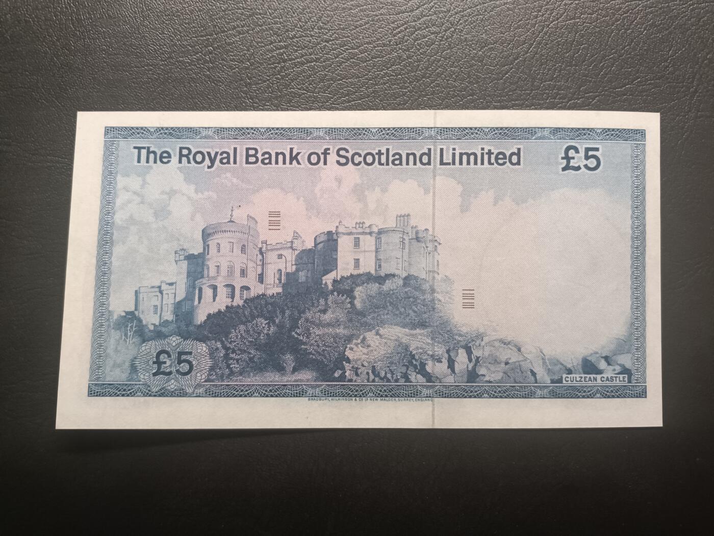 2026一月第四期，总214期 苏格兰皇家银行1974年5镑UNC，银行徽章和库尔赞城堡，少见早期品种