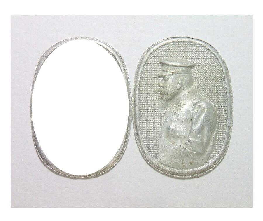 【旋风钱币】1月24日19:00准时开拍 精美欧洲币章、银币银章、第三帝国钱币等 全场包邮！ 日本明治天皇老年军装像高浮雕精制大镀银章 薄版 30×40MM 3克