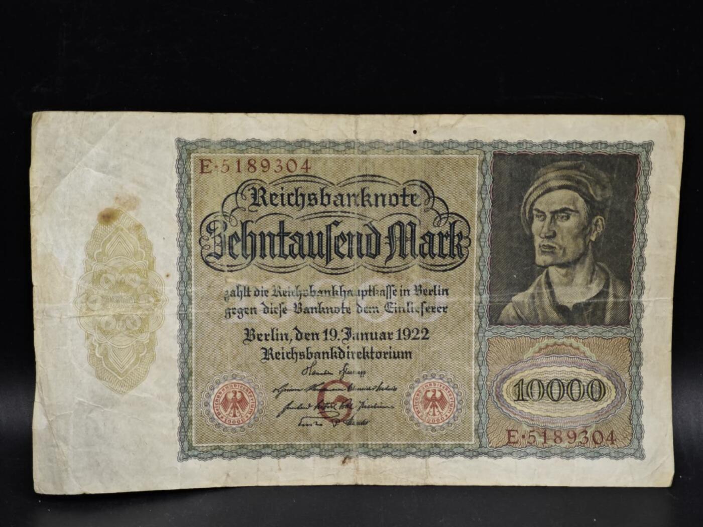 【淘币小摊】限时拍第八百五十二拍  无佣金福利纸币场  满百包邮可预留两周  周一统一发货  德国1922年10000马克纸币【有折】