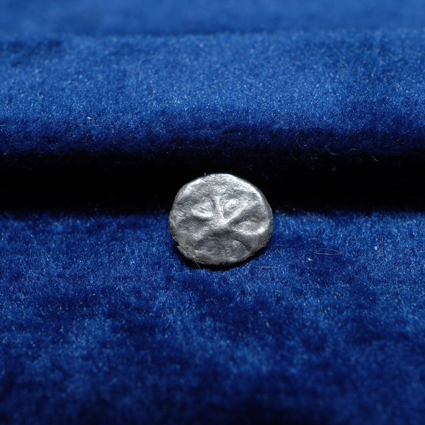 琋语集藏2026年02月欧洲古典打制币拍卖 古希腊阿提卡地区-雅典城车轮形状1/4奥波银币