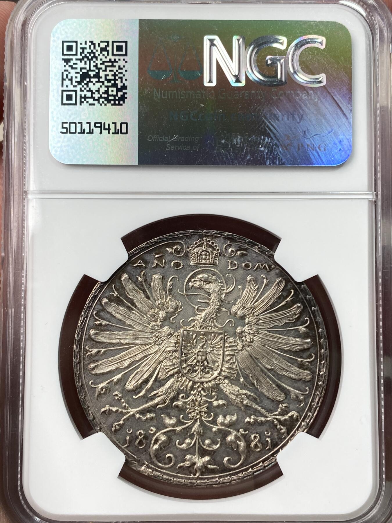 万国钱币拍卖第059期 NGC MS64 1881年德国巴伐利亚慕尼黑联邦射击节大银章 罕见镜面欧陆五彩高浮雕状态 喷砂感极强 慕尼黑徽章与弩箭完美结合 