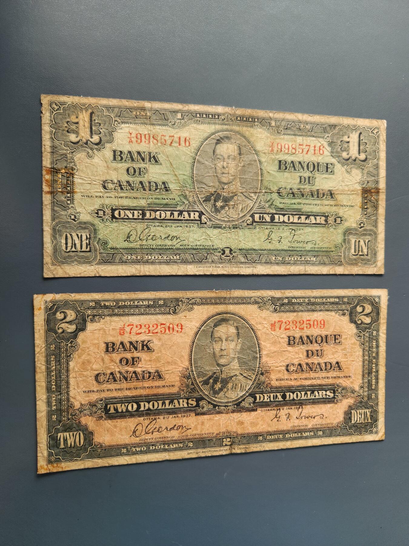 1月22号晚上8点 外国纸币自动截拍第11场 加拿大1-2原票旧品 背面踏皮