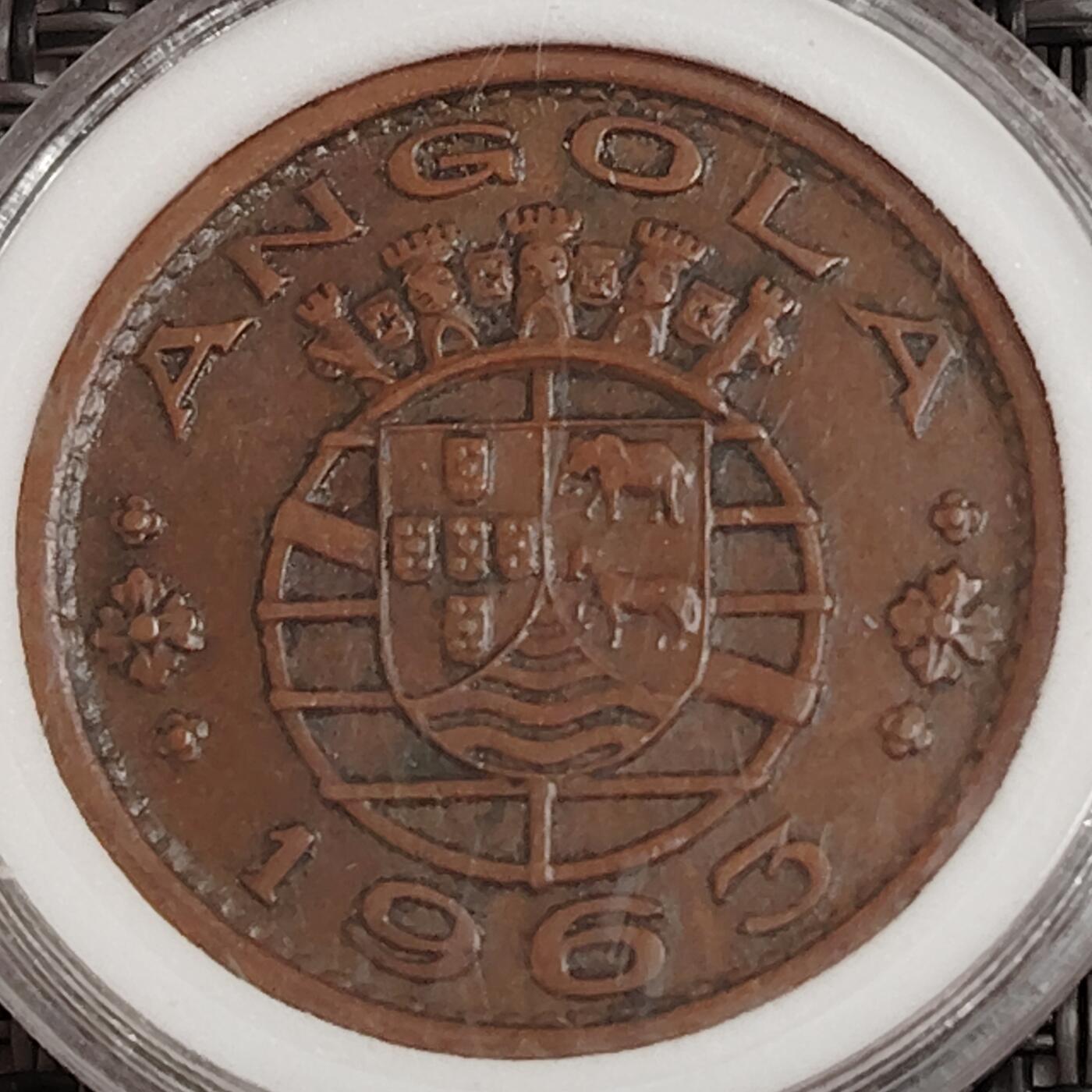 布加迪🐬～世界钱币(上海)🌾第 271 期 /  各国套币和散币 安哥拉🇦🇴 1963年 1埃斯库多