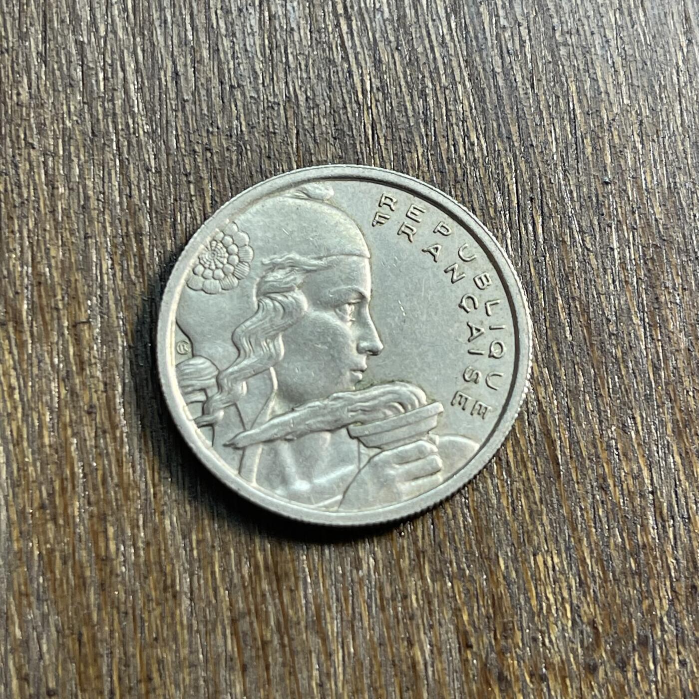 【春节前最后一拍，下一场3.3号】★第139场★散币场。不寄存，30包邮。不满30元，支付5元运费。《接受代拍 代送NGC评级》 2【无寄存】1954 法国 100法郎 镍币