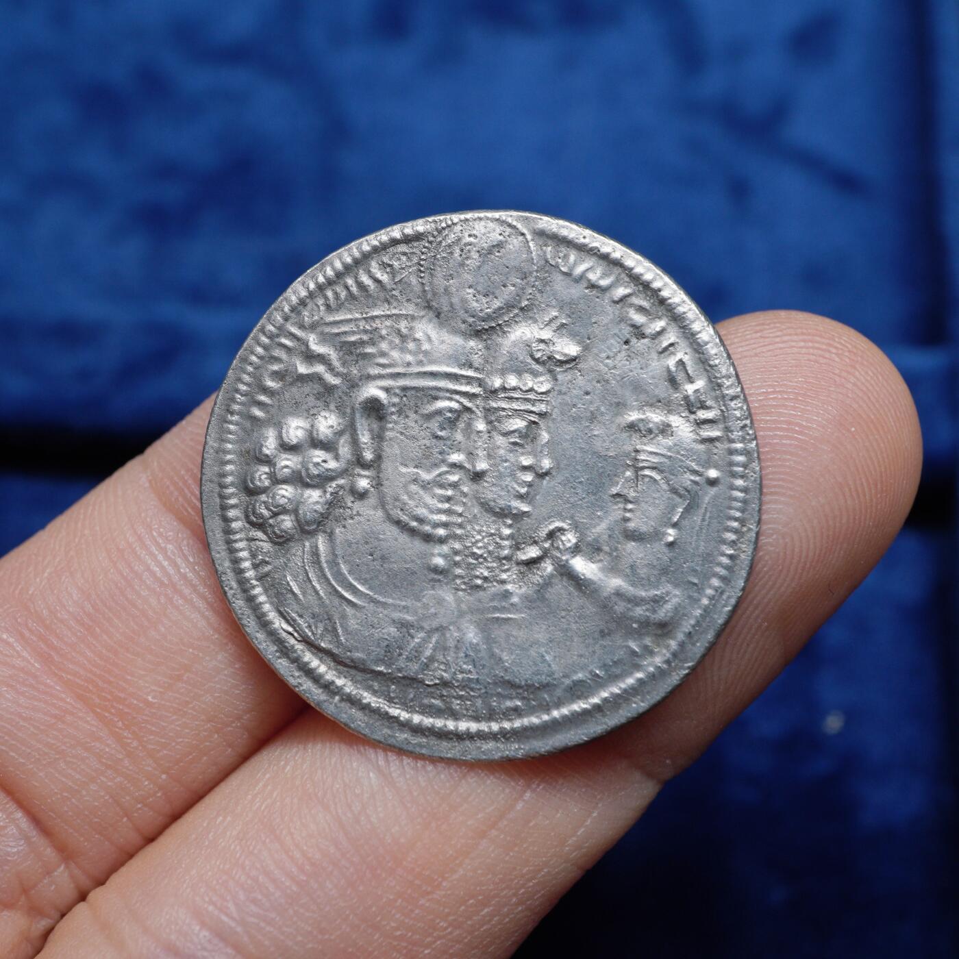 琋语集藏2026年02月欧洲古典打制币拍卖 古波斯萨珊王朝-瓦赫兰二世1德银币（王子献花环少见版）