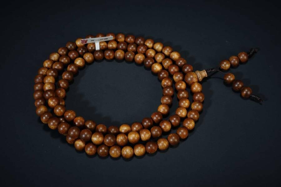 上海都达杂项专场十七（全场包邮） 天然黄油格沉香0.8多圈圆珠手串 附鉴定证书87-210