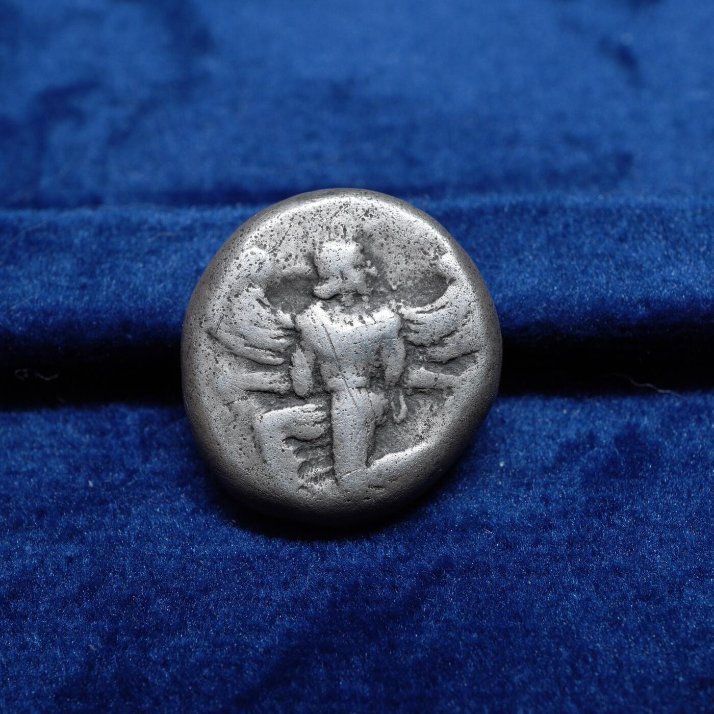 琋语集藏2026年02月欧洲古典打制币拍卖 古希腊彩虹和信使女神伊利斯与圣石1斯塔特银币