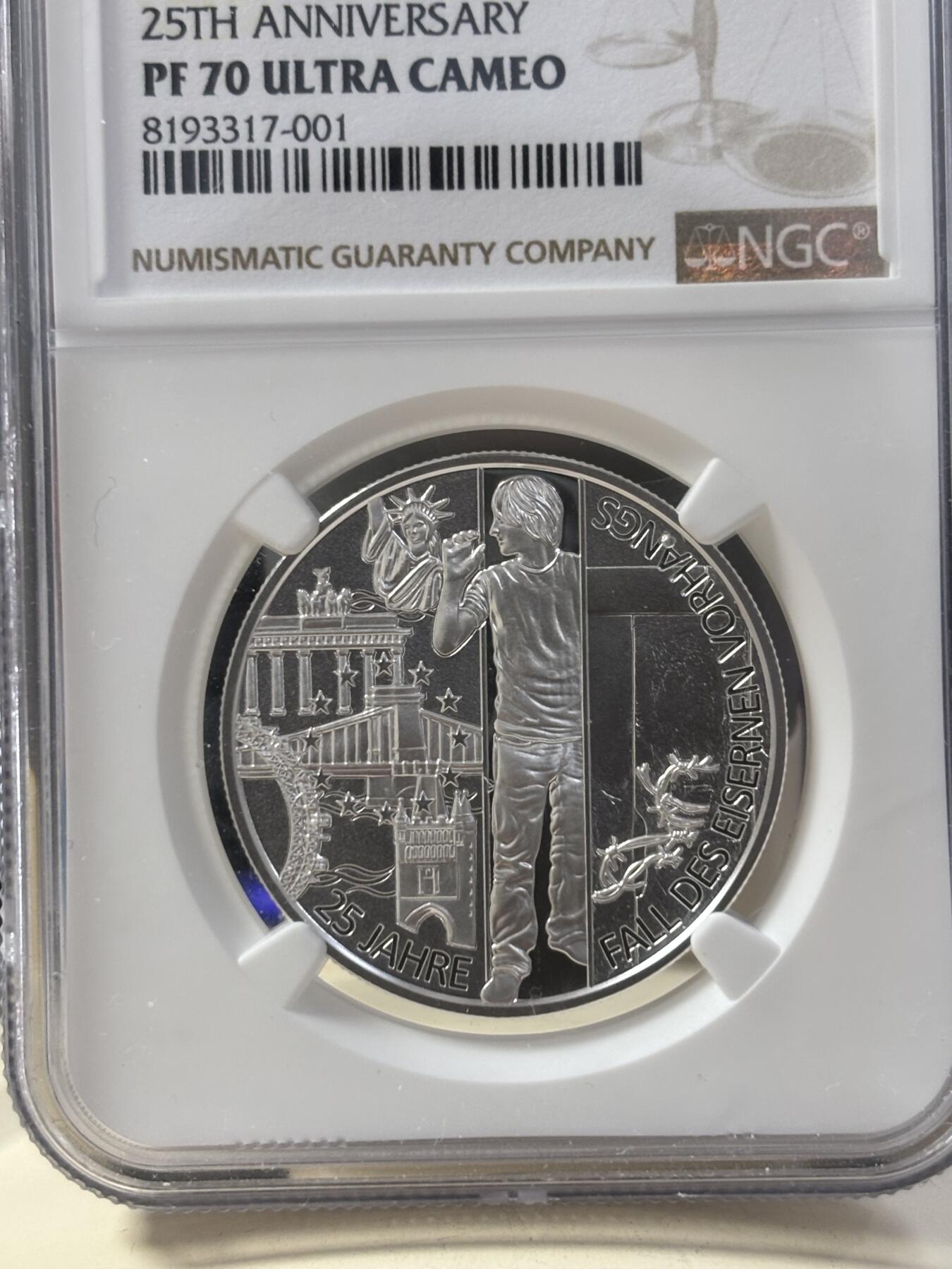 第189期拍卖 获奖奥地利2014推到柏林墙精致银币NGC-PF70无原盒证，900银，20克，发行50000枚