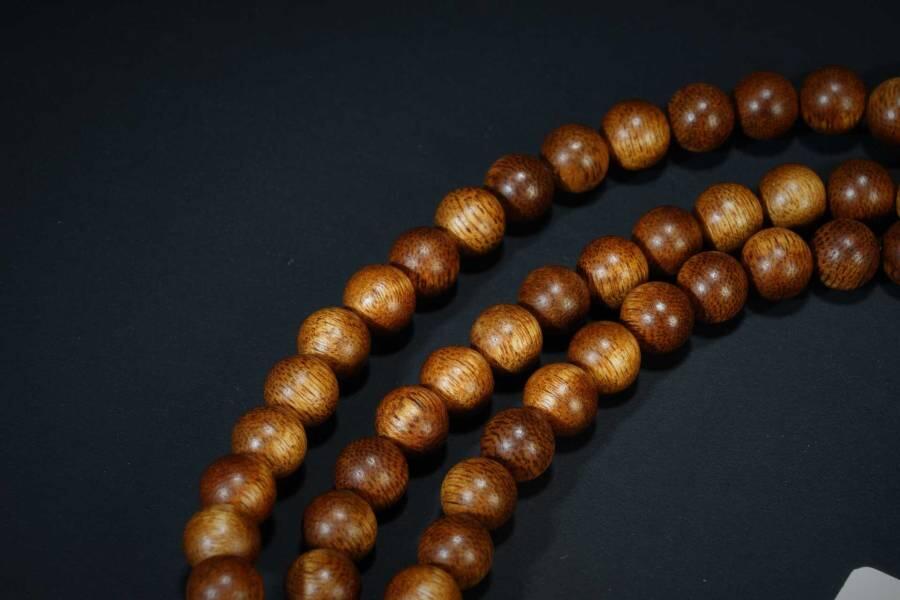 上海都达杂项专场十七（全场包邮） 天然黄油格沉香0.8多圈圆珠手串 附鉴定证书87-210