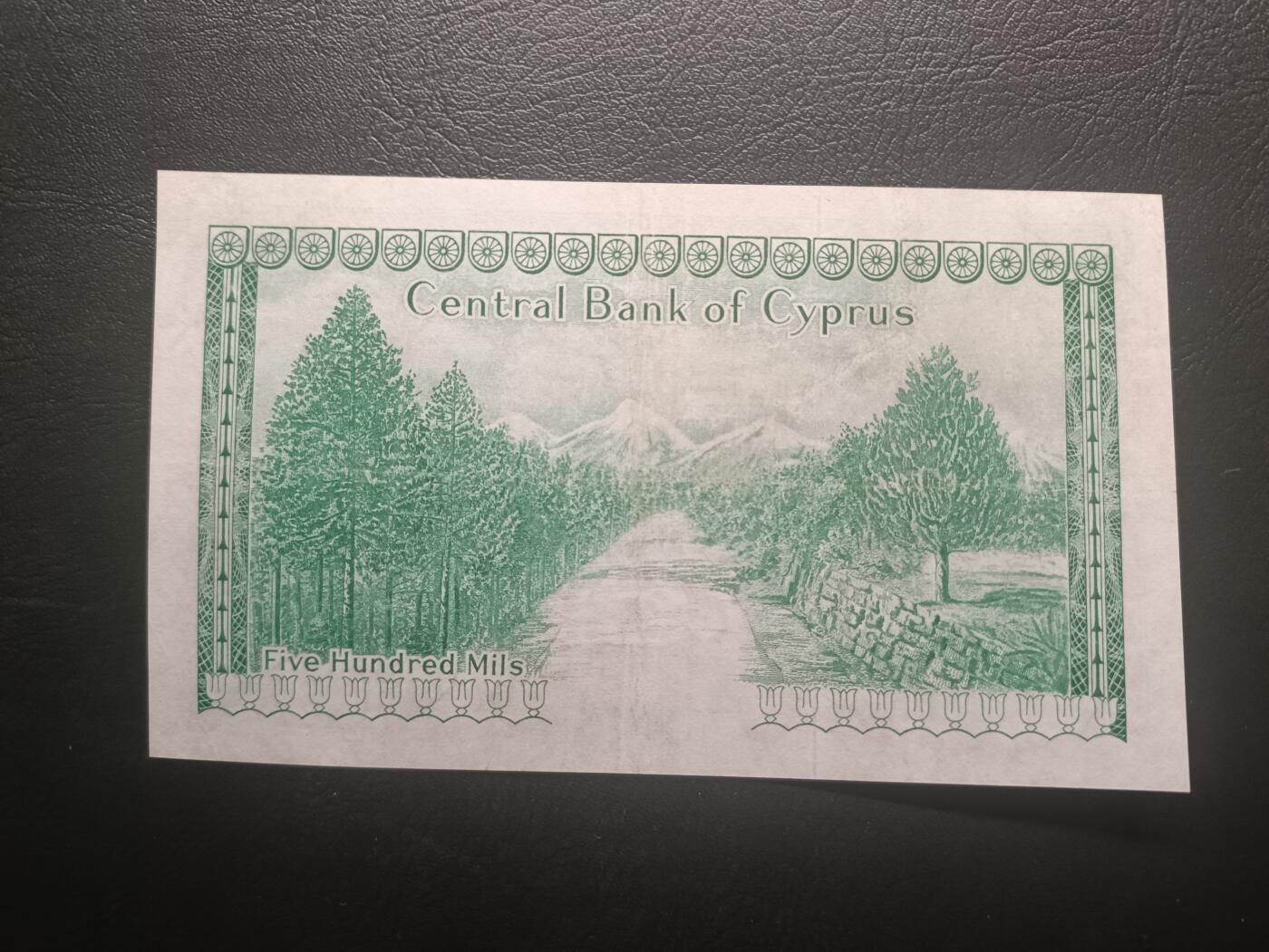 2026一月第四期，总214期 塞浦路斯1964年500米尔流通好品XF无47，早期年份