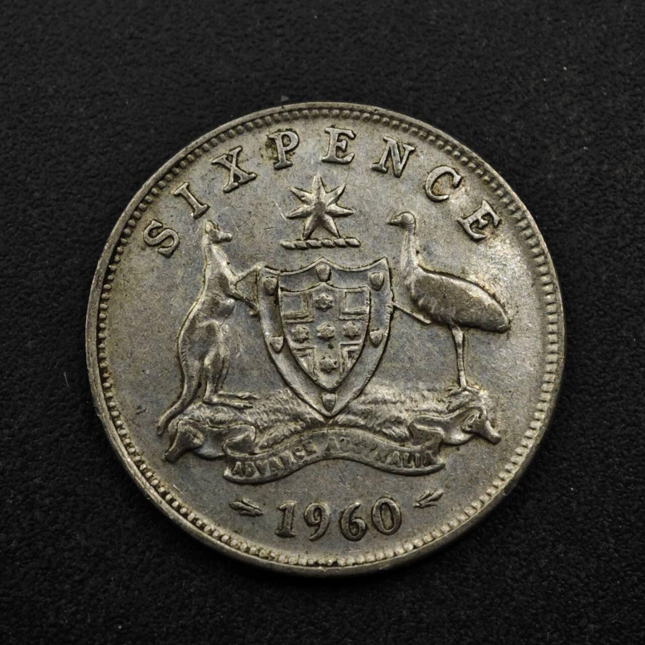 【淘币小摊】实时拍第八百五十三拍   散币银币场   满百包邮可预留二周 每周一统一发货   澳大利亚1960年伊丽莎白二世6便士银币