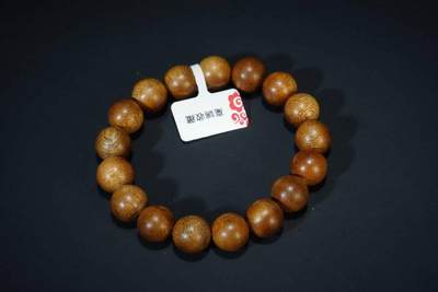 上海都达杂项专场十七（全场包邮） - 天然黄油格沉香1.2圆珠手串 附鉴定证书87-208