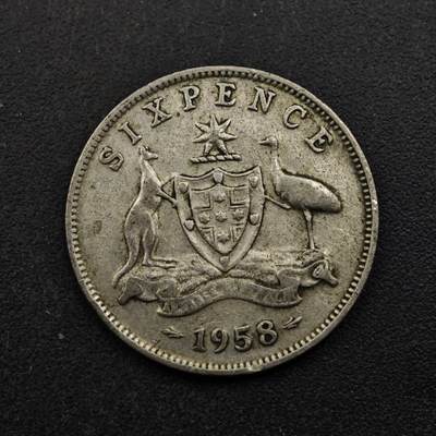 【淘币小摊】实时拍第八百五十三拍   散币银币场   满百包邮可预留二周 每周一统一发货   - 澳大利亚1958年伊丽莎白二世6便士银币