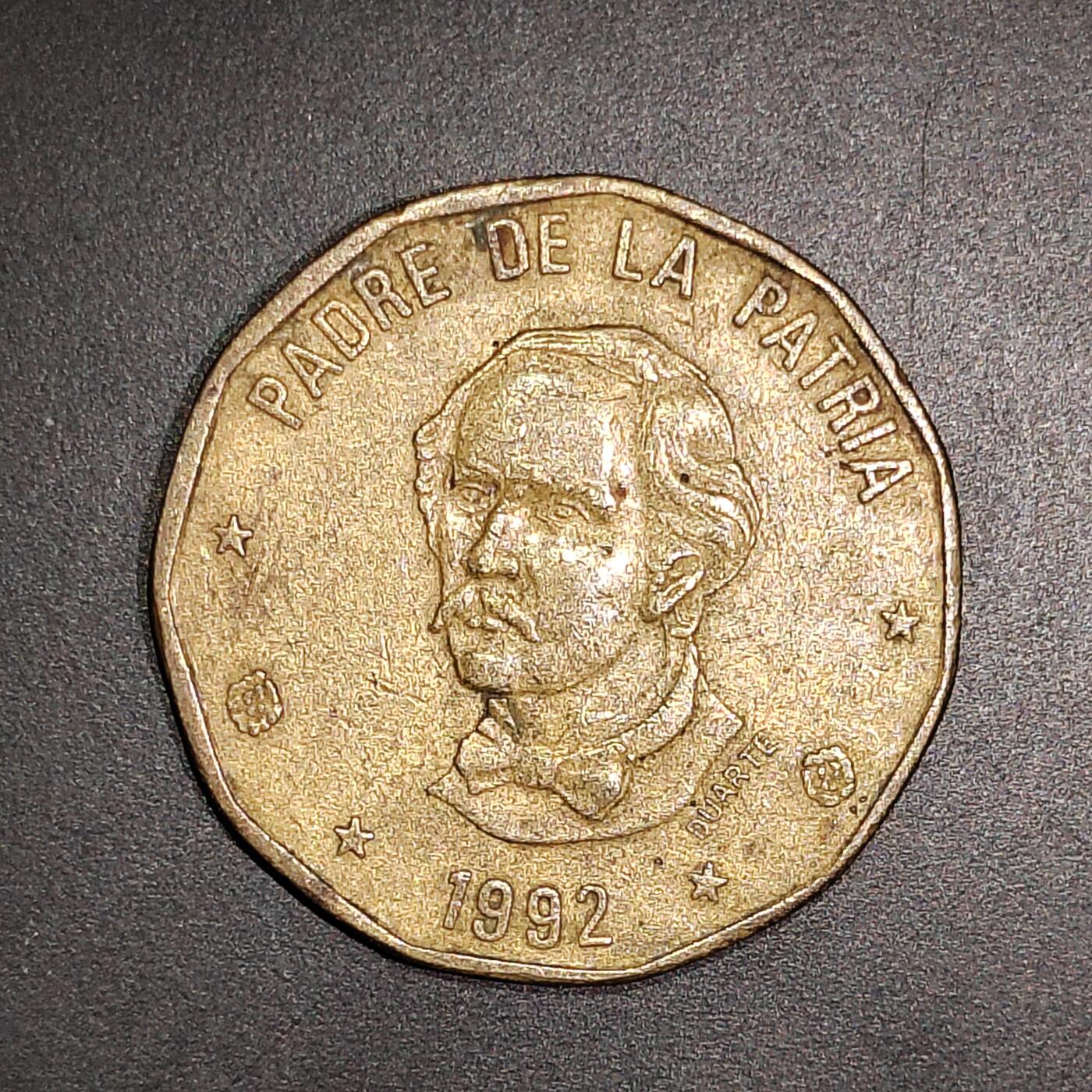 2026C2逸泉钱币C2世界各国纸钞钱币纪念币专场第七场C2 1-420 82多米尼1比索