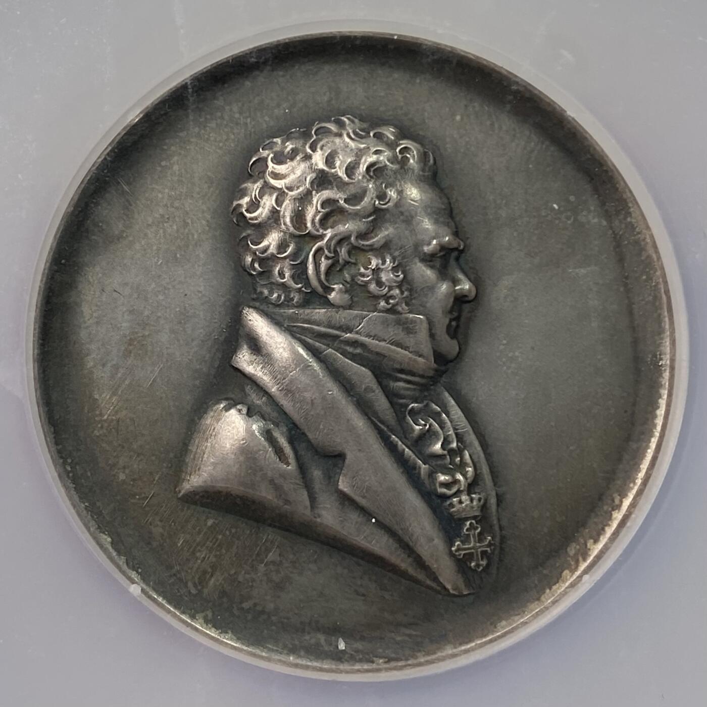 万国钱币拍卖第059期 NGC MS64 20世纪意大利乔瓦尼·安东尼奥大银章 50mm大规格 Ferraris作品 商业之神赫尔墨斯手持墨丘利之杖与装满钱币的丰饶角斜坐在货物之上 罕见品种