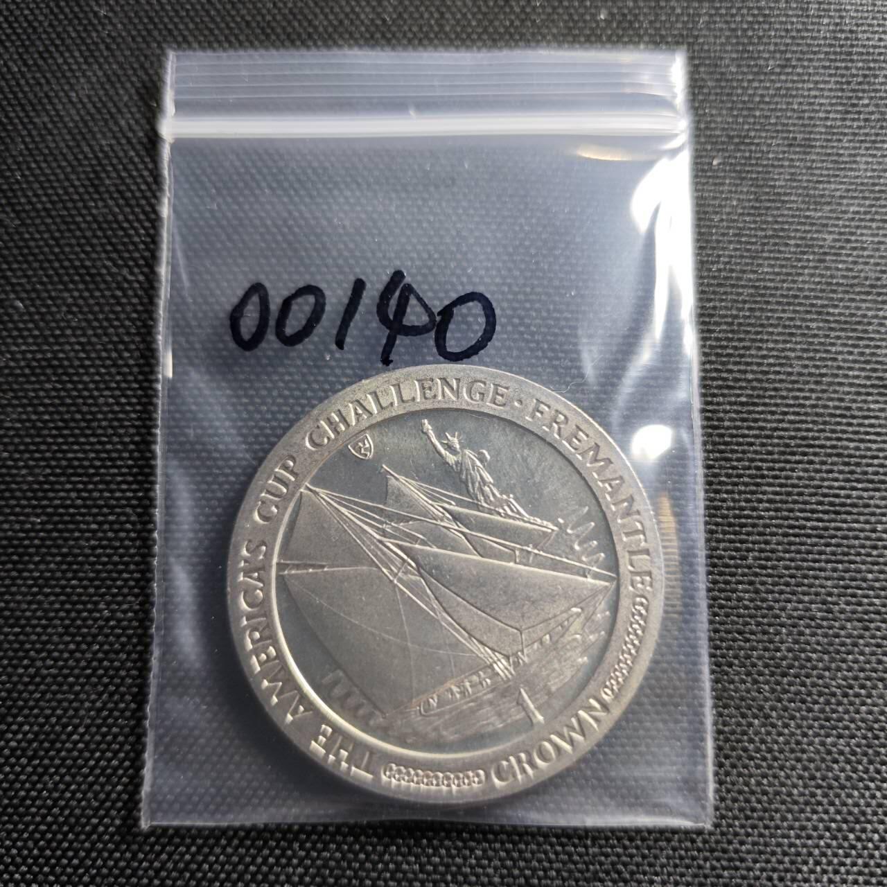 KK钱币收藏小铺  第400期  百期特拍（四拍之四）2月预留时间 周末发货  1987马恩岛1克朗纪念币