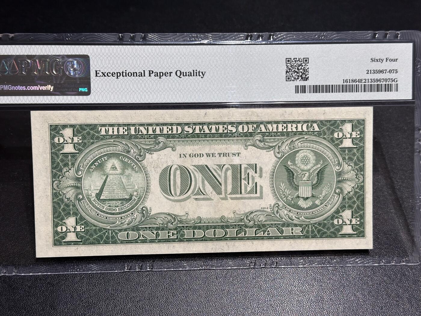 《外钞收藏家》第六百零四期（精品场）（本平台长期征集拍品、欢迎藏友们联系合作） 1935年美国1美元 蓝库印 PMG64E