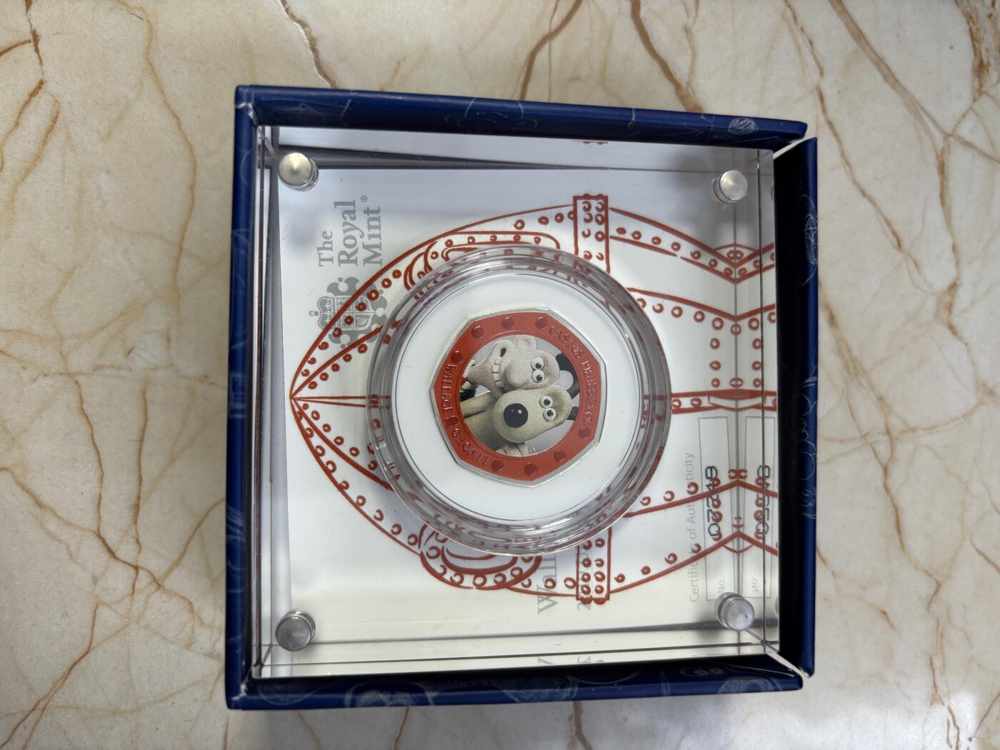 第189期拍卖 英国2019年超级无敌掌门狗华莱士和格罗米特银币，925银，8克，发行25000枚