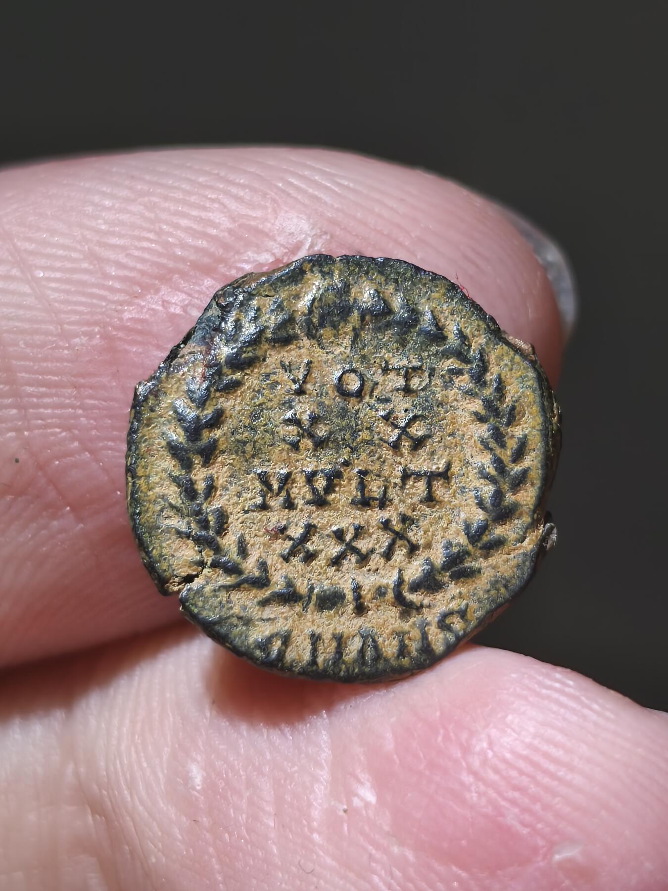 星盘世界钱币一月三十一日古典币专场 公元337-361年 【古罗马】君士坦提乌斯二世“誓愿”铜币，1.58g