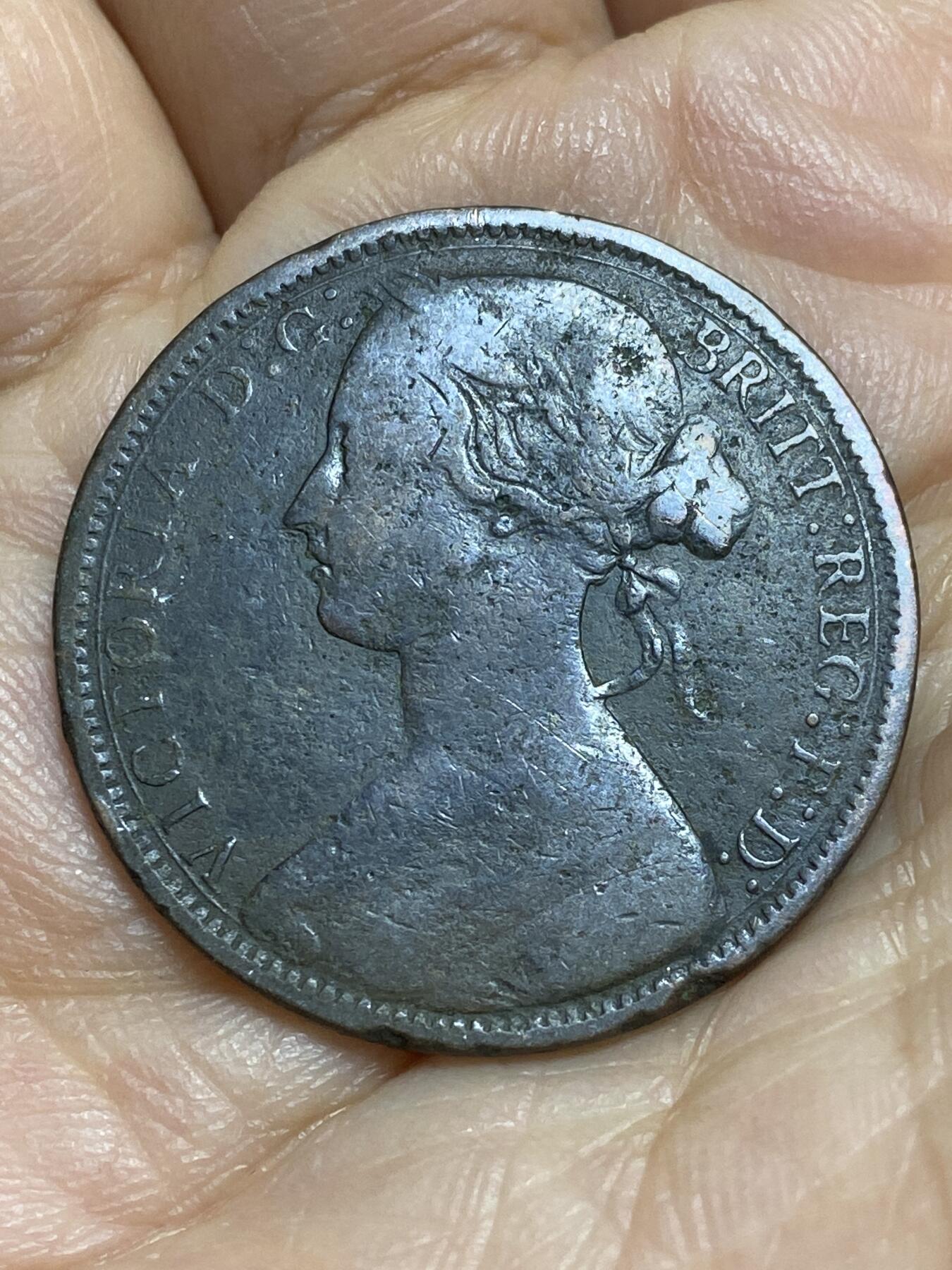 2026年第十四场(总第一百八十三场）外国好品散币场(免佣金) 英国🇬🇧1868年1便士(维多利亚女王中年桂冠第二版)