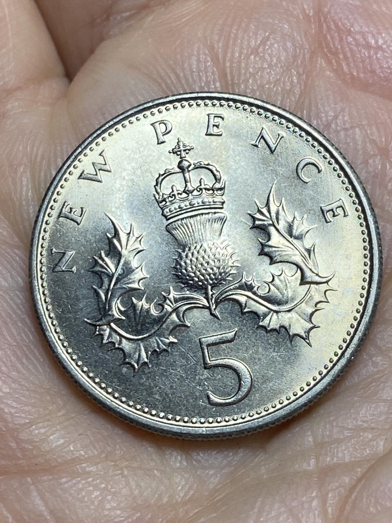 2026年第十四场(总第一百八十三场）外国好品散币场(免佣金) 英国🇬🇧1969年5新便士(伊丽莎白二世中年花冠，十进制第一版)