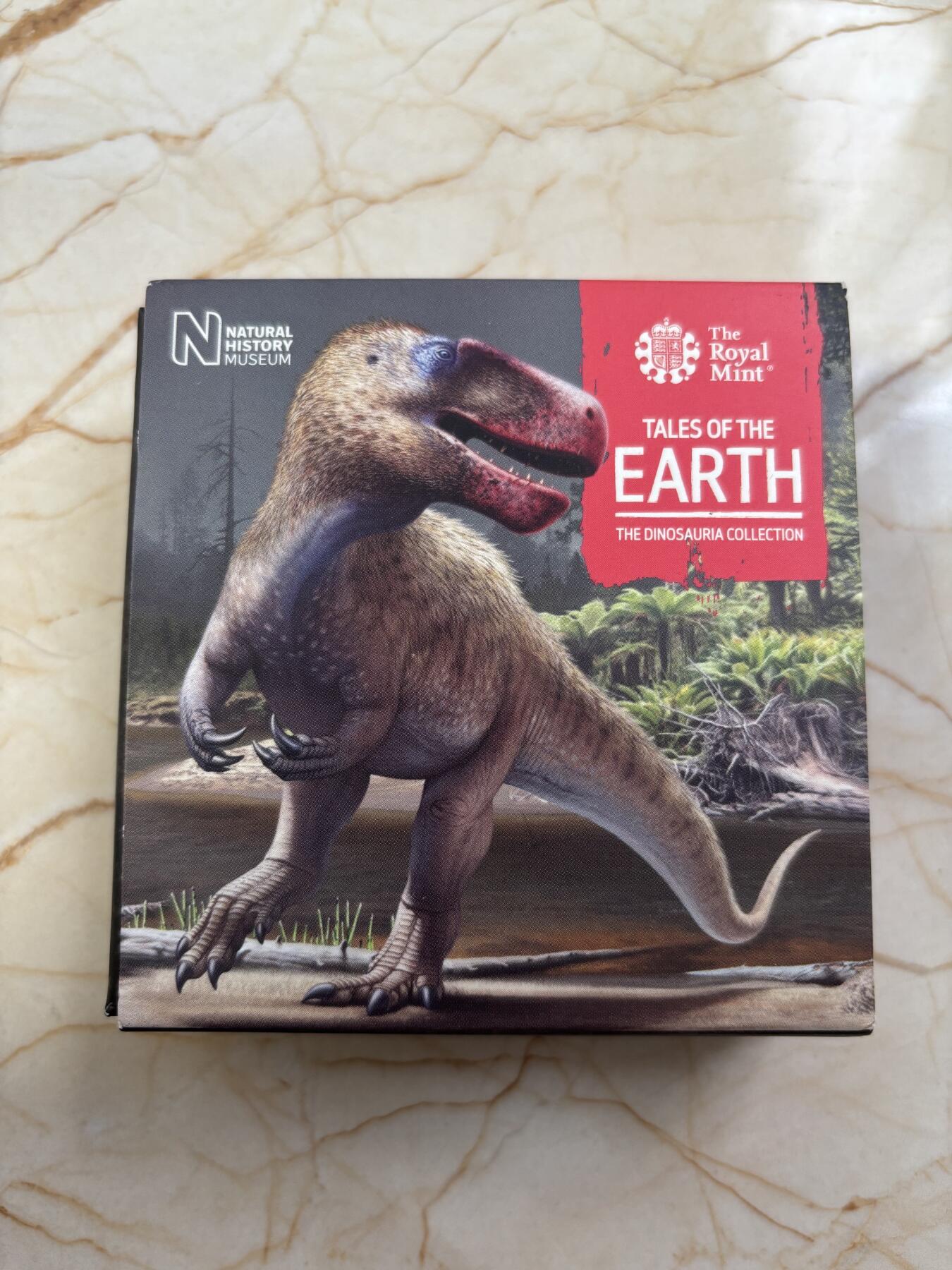 第189期拍卖 英国2020年自然博物馆恐龙系列斑龙纪念彩色银币，925银，8克，发行7000枚