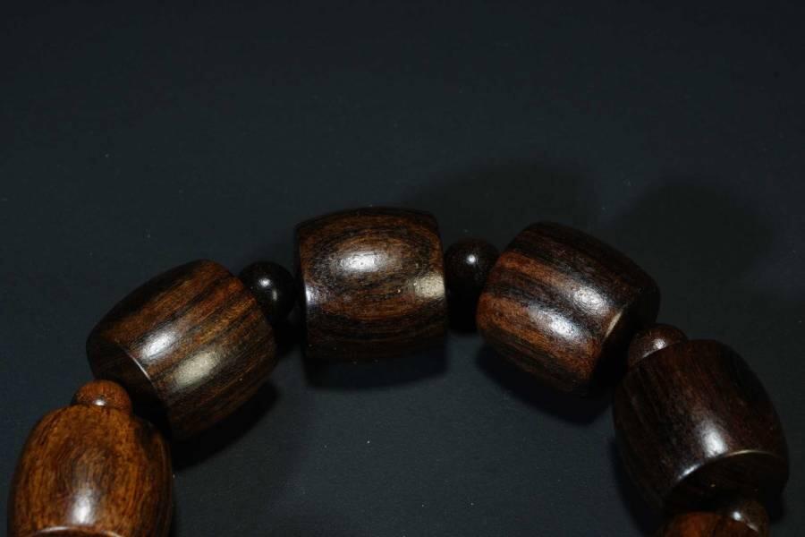 上海都达杂项专场十七（全场包邮） 天然虎斑沉香桶珠手串 附鉴定证书87-229