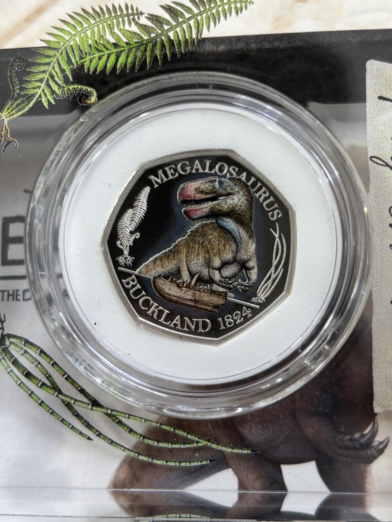 第189期拍卖 英国2020年自然博物馆恐龙系列斑龙纪念彩色银币，925银，8克，发行7000枚