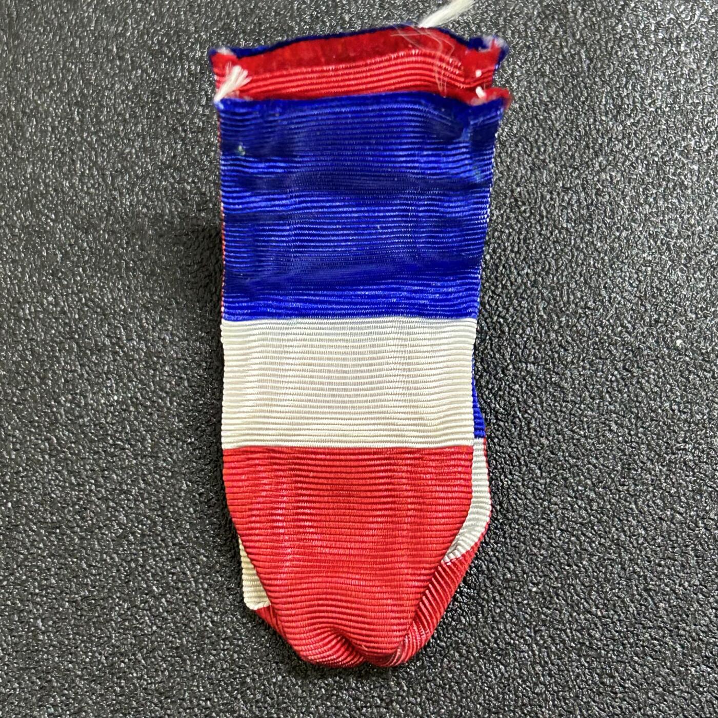 西秦中古拍卖第七十四期 法国金级劳工奖章绶带