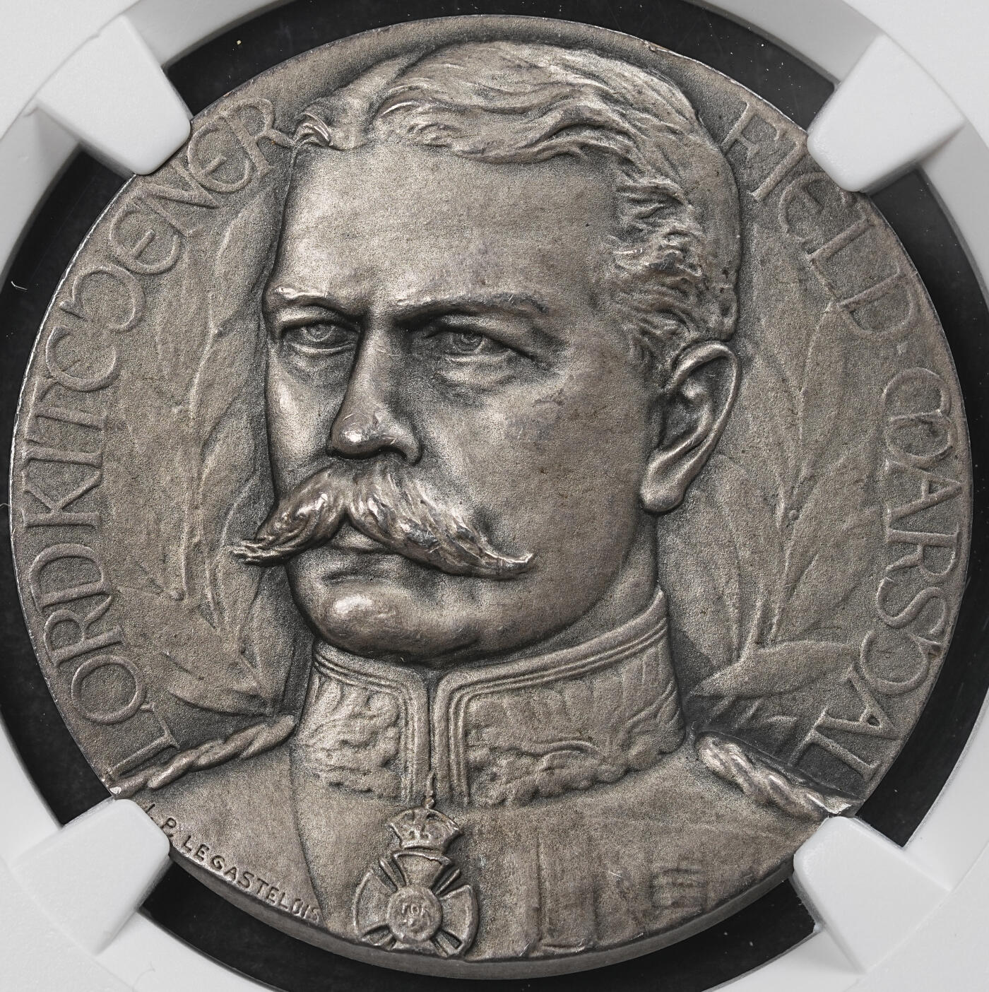 修遠堂世界钱币第102期 NGC MS64 英国一战陆军大臣赫伯特・基奇纳勋爵（Lord Kitchener）纪念银章，重22.52g