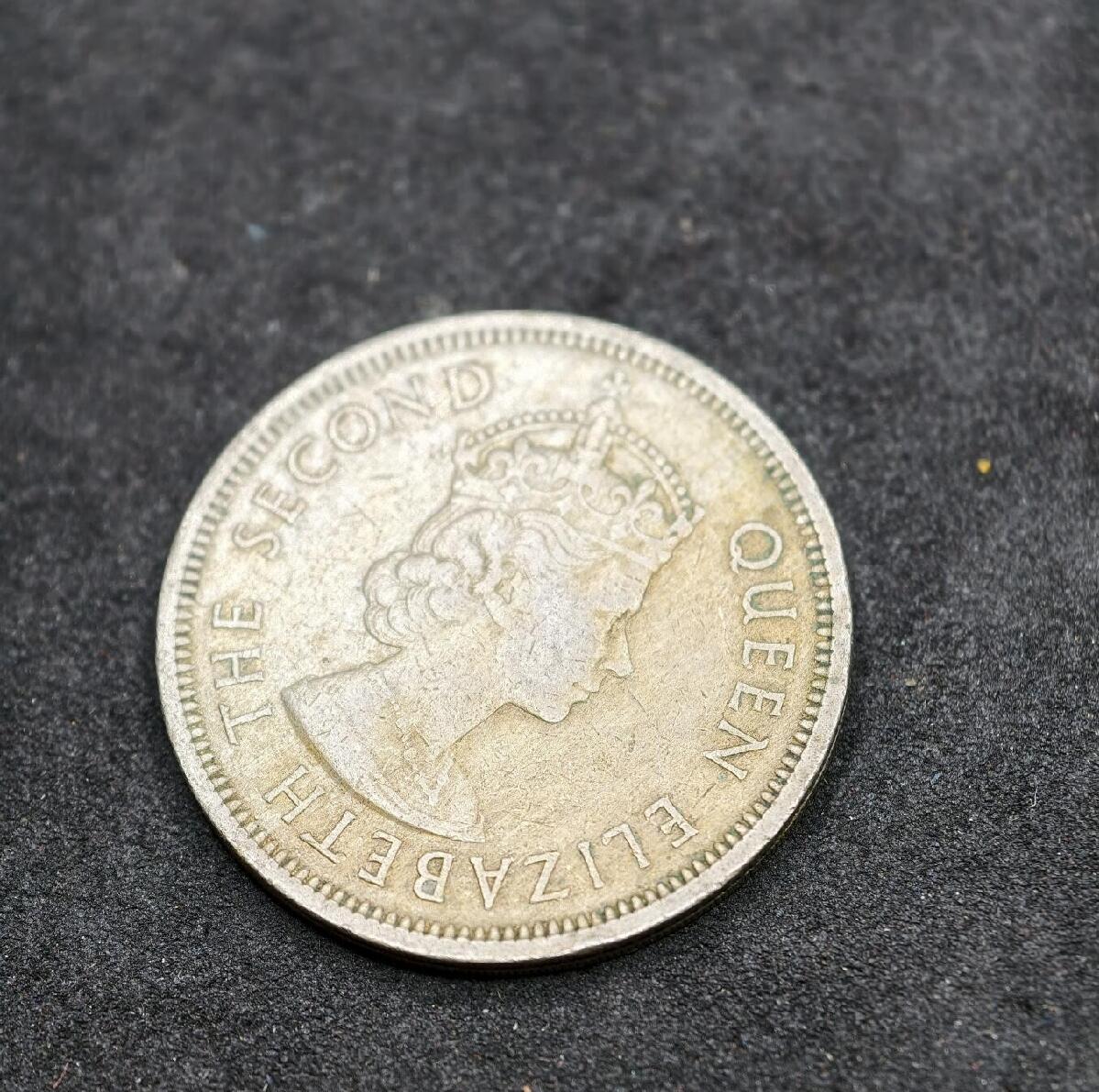 勋章杂货 香港一港元纪念币