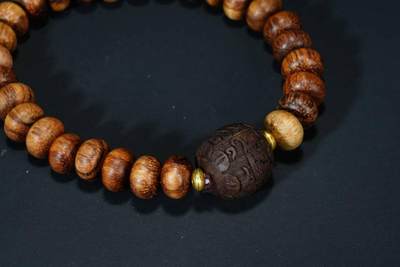 上海都达杂项专场六（全场包邮） 天然加里曼丹沉香算盘珠手串 附鉴定证书87-237