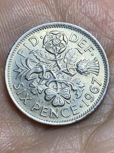 2026年第十四场(总第一百八十三场）外国好品散币场(免佣金) - 英国🇬🇧1967年6便士(伊丽莎白二世青年桂冠第二版，普制币关门年)