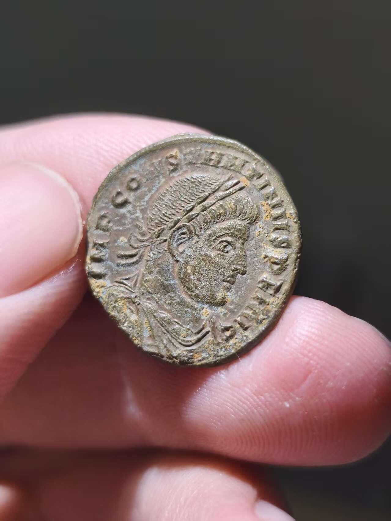 星盘世界钱币一月三十一日古典币专场 极美品！罗马帝国-君士坦丁大帝富力铜币 背面无敌太阳神-索尔 基督教之前最有影响力的宗教：密特拉教