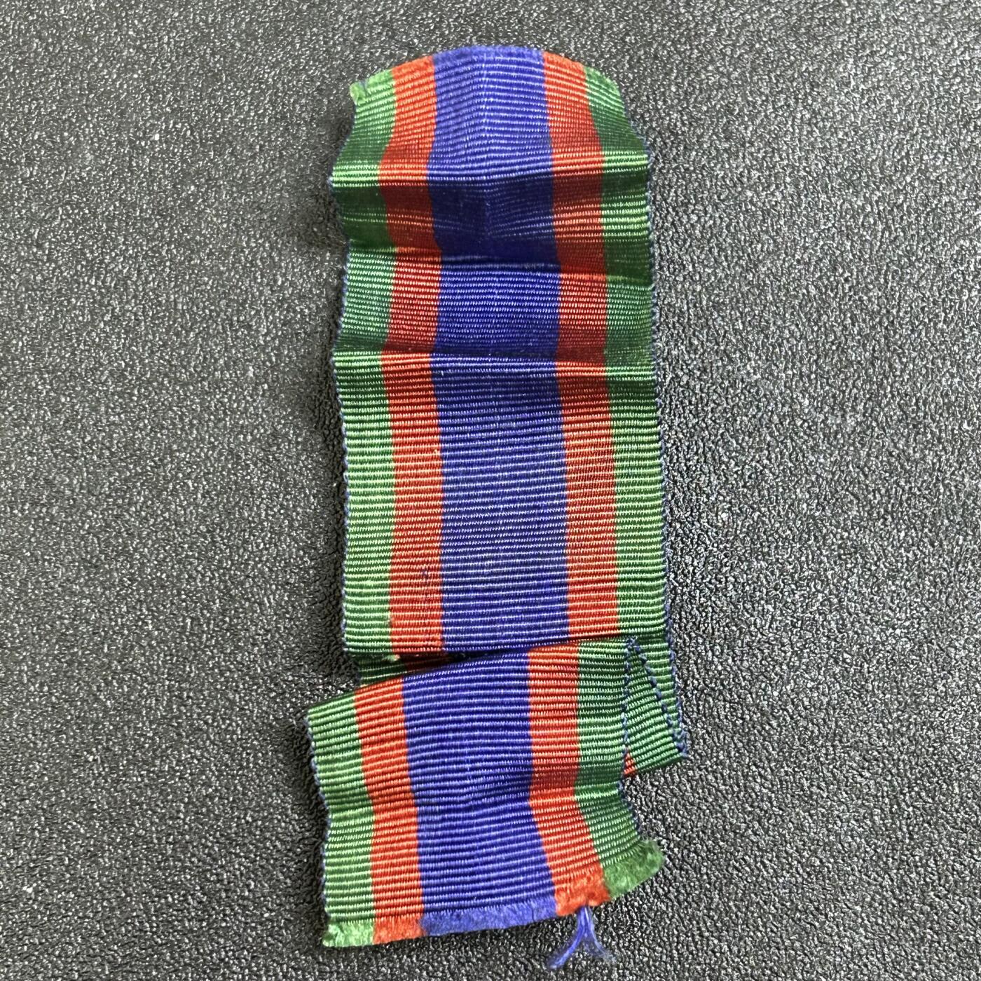 西秦中古拍卖第七十四期 加拿大二战志愿服役奖章绶带