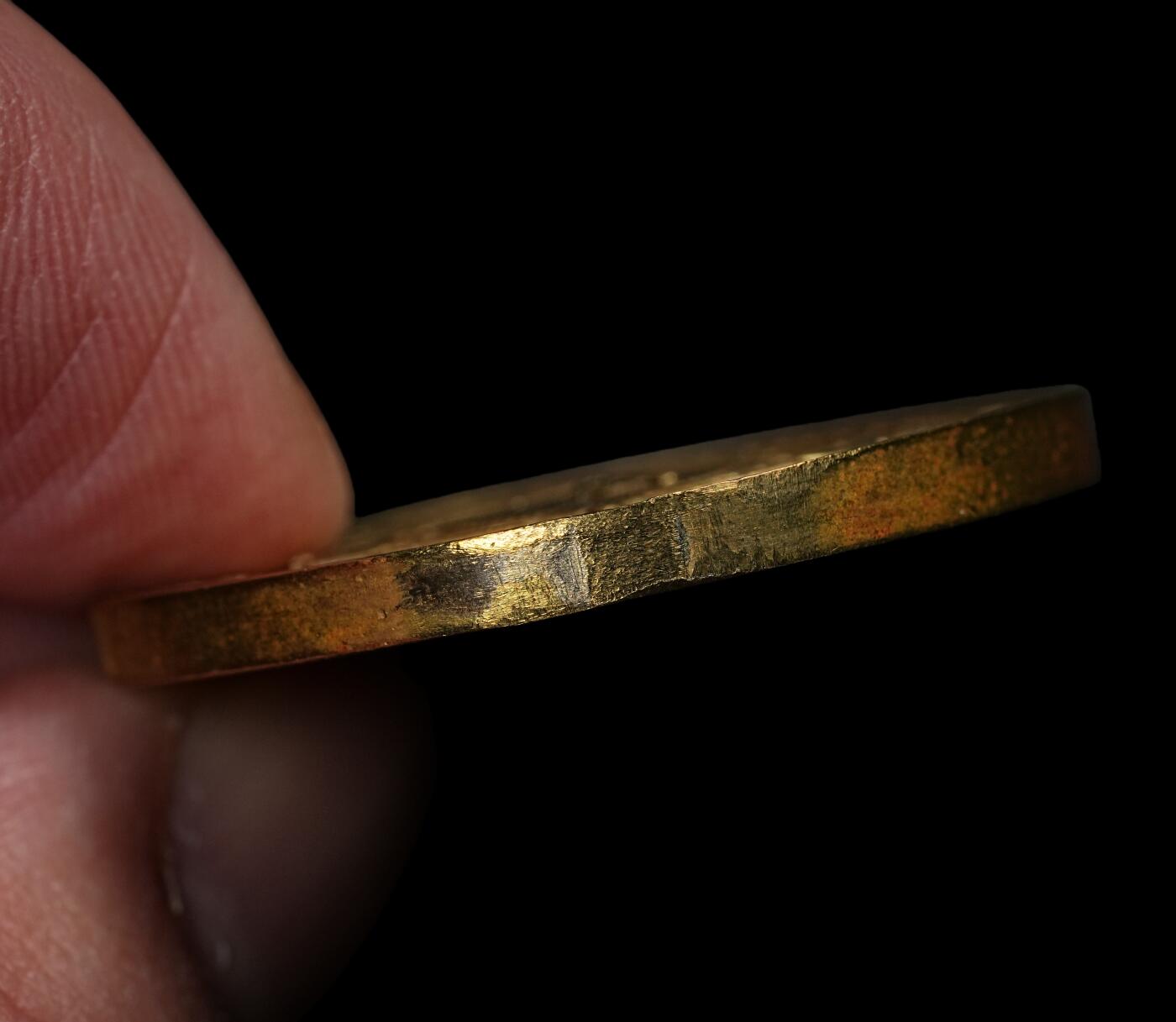 修遠堂世界钱币第102期  1881年在不莱梅男声合唱团（Bremenschen Liedertafel）成立 50周年鎏金章，边缘一处打磨，33.70mm，18.57g