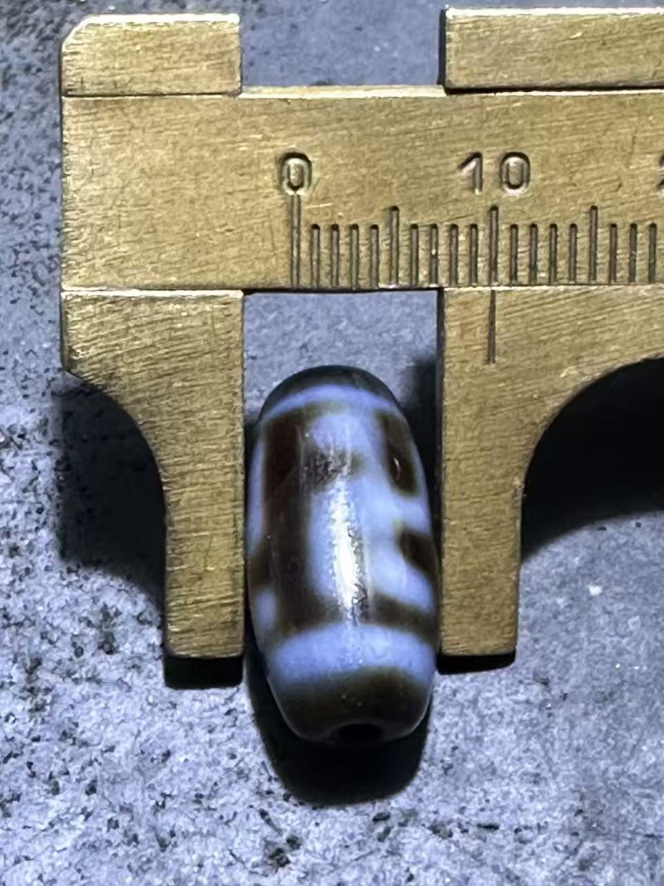 仅此一颗，精品藏传万字符天珠一颗，