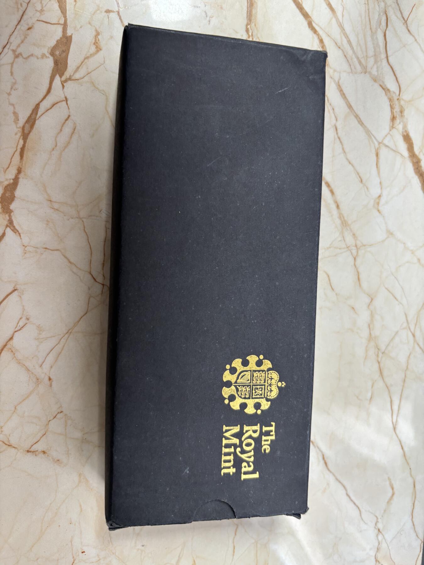 第189期拍卖 英国2009年不列颠尼亚女神投资精制纪念银币4枚，958银，32.5克/16.22克/8.11克/3.24克，发行2500套