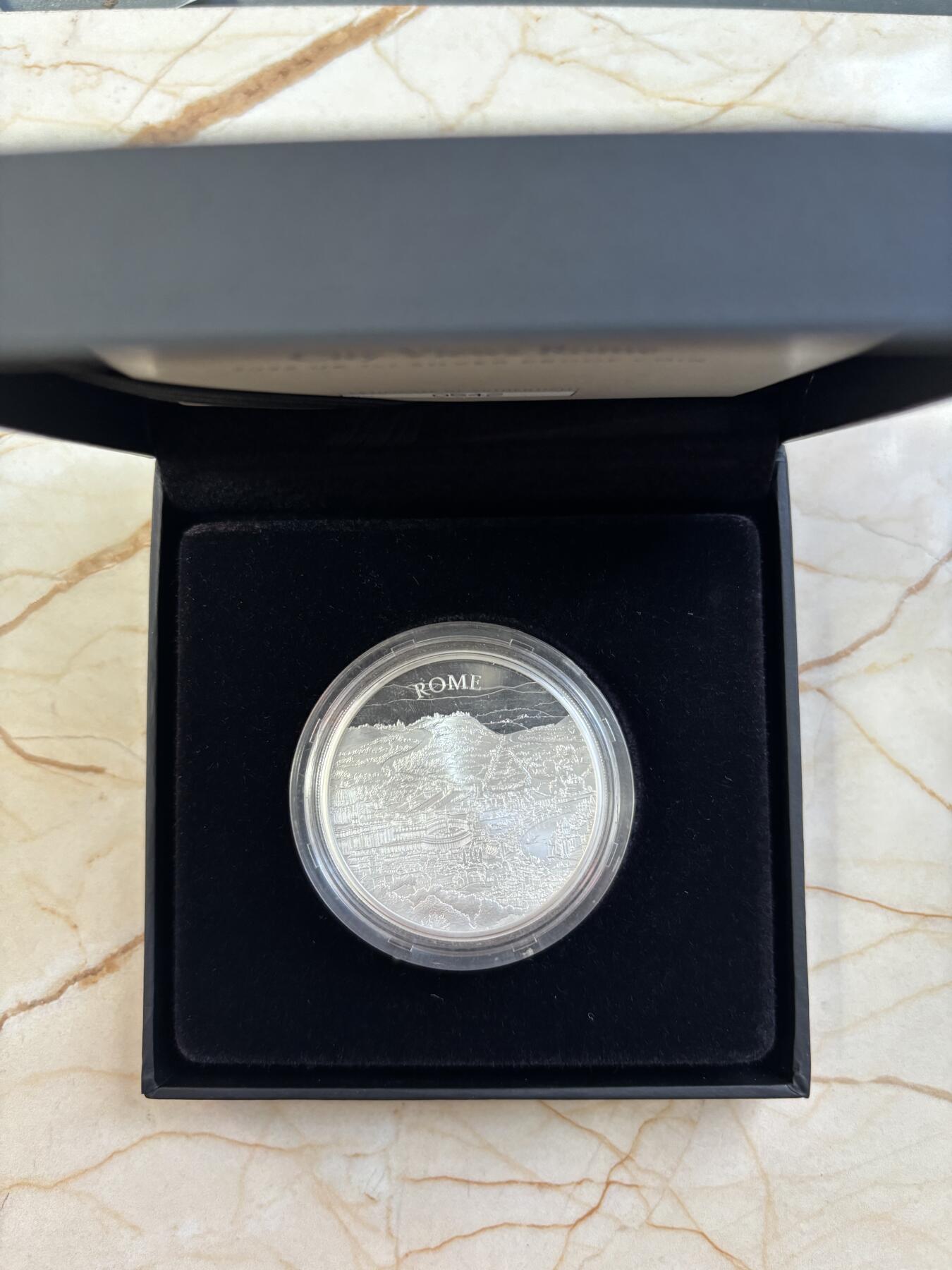 第189期拍卖 英国2022年城市景观系列2罗马1盎司精制纪念银币，999银，发行2000枚
