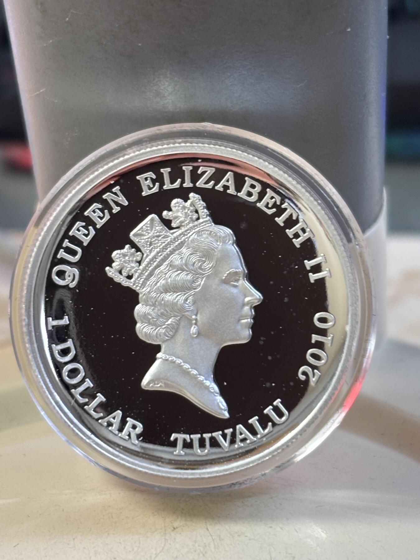 第189期拍卖 图瓦卢2010马拉松运动2500周年高浮雕加厚纪念银币，999银，1盎司，有白点