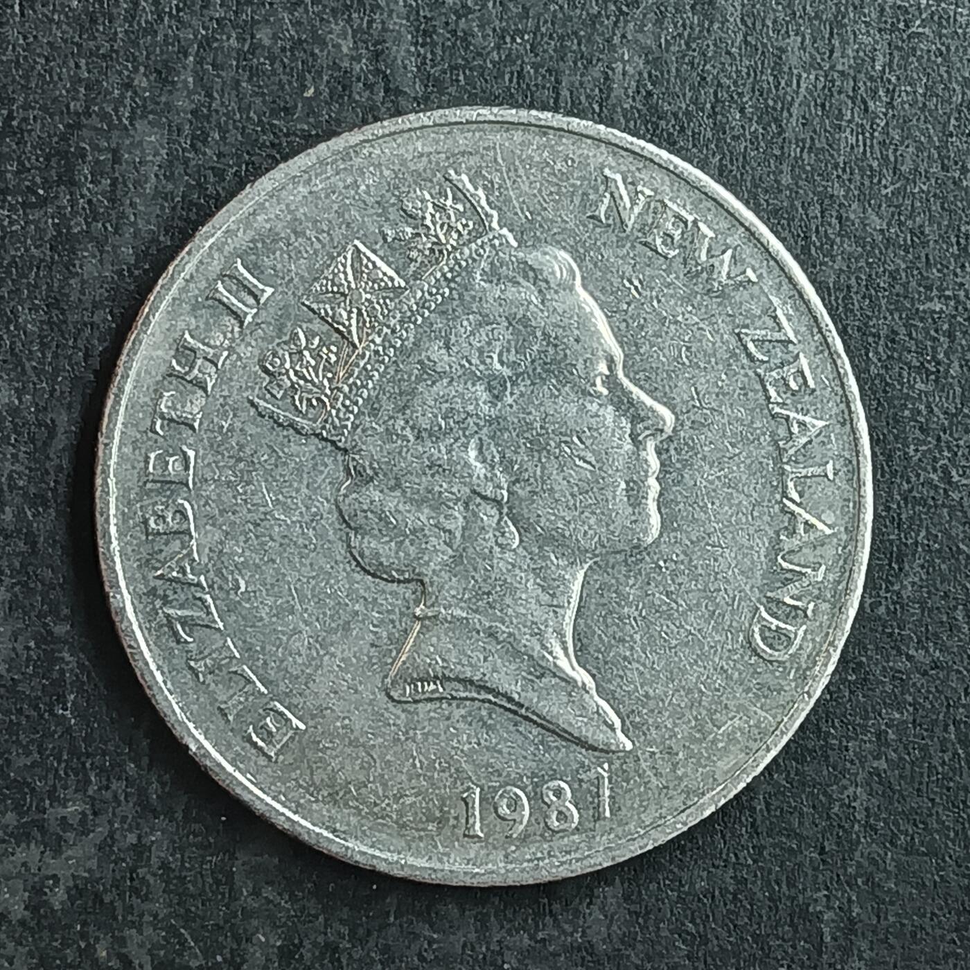 逸泉钱币2026第十五场世界钱币纪念币纸钞A883-1213A 1051 新西兰10分毛利人面具