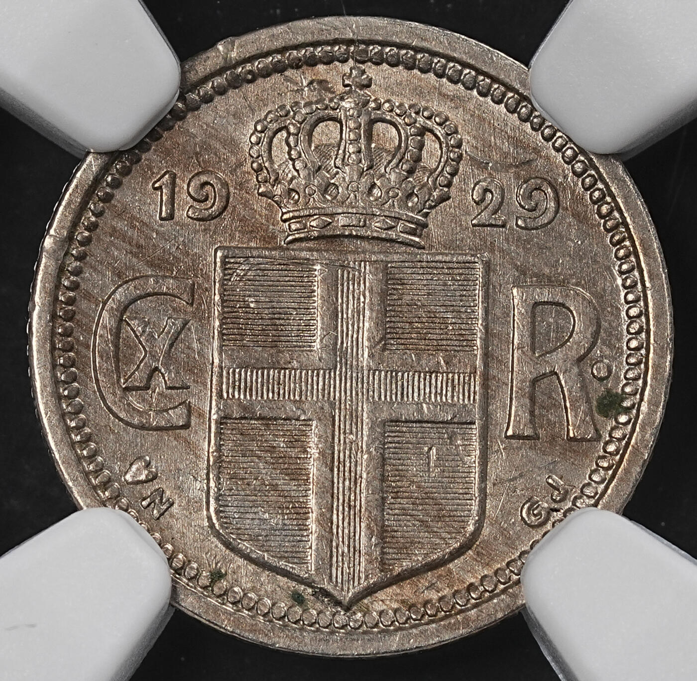 修遠堂世界钱币第102期 NGC评级 冰岛钱币3枚