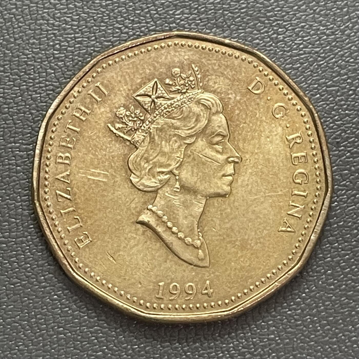 回流0125 加拿大1994年1加元11边形“国家战争纪念碑”纪念币