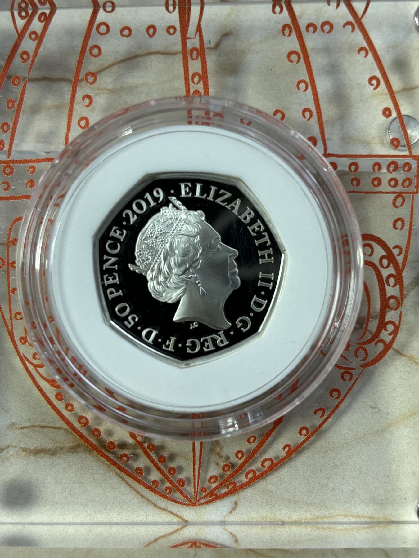 第189期拍卖 英国2019年超级无敌掌门狗华莱士和格罗米特银币，925银，8克，发行25000枚