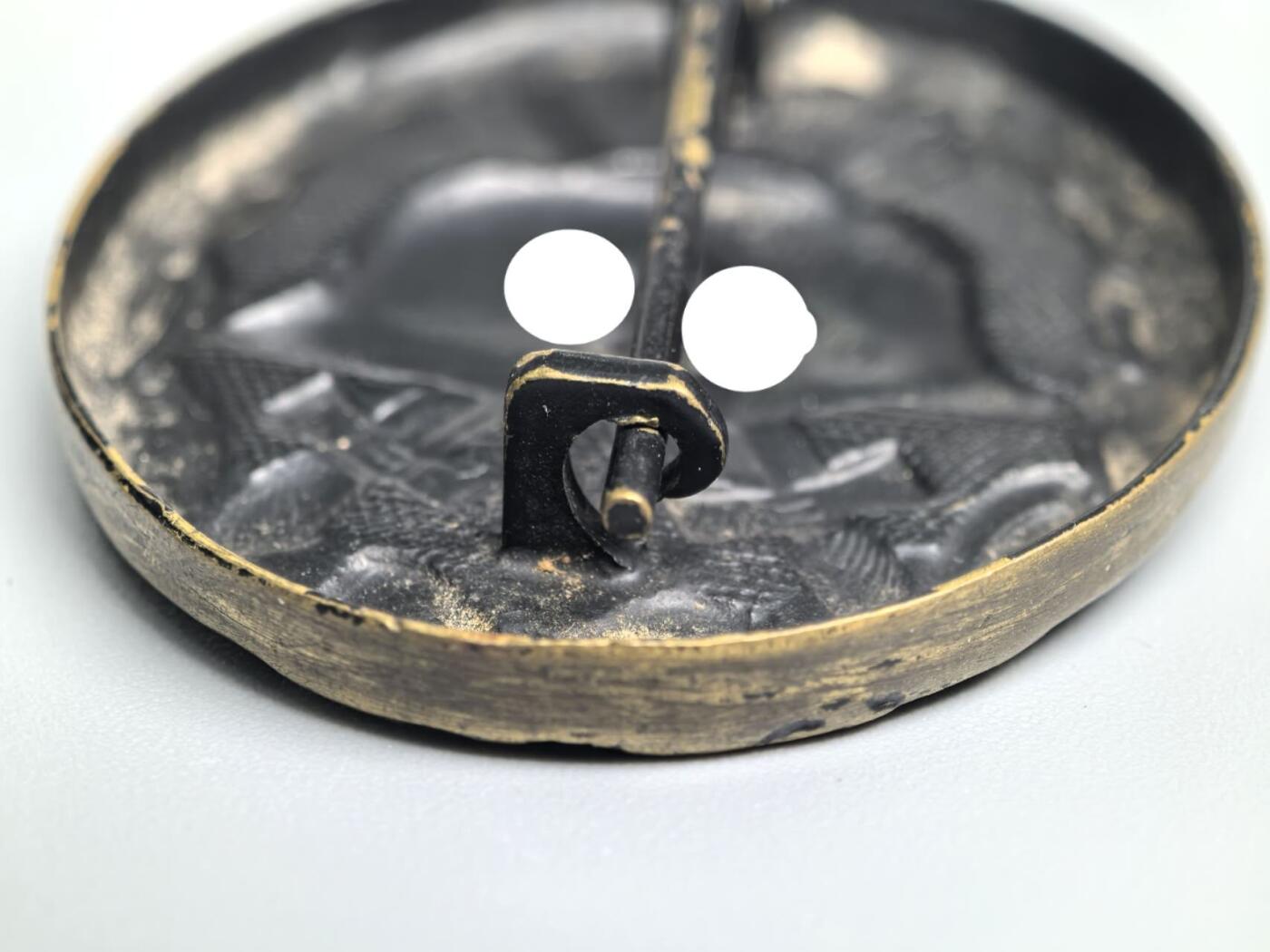 小驴勋章奖章收藏1月24日周六晚六点拍卖（珍爱和平，收藏战争，铭记历史，勿忘国耻，忠党爱国。有偿代拍，送拍规则在简介最后，参拍须阅读规则后再参拍，关系到运费包装发货时效真假辨别等关键信息，拍卖时不再发原图，看大图店主微信码在拍卖店铺介绍里）